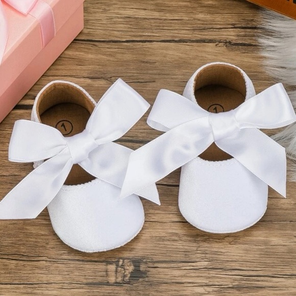 Baby Mary Jane Flats - Picture 3 of 4